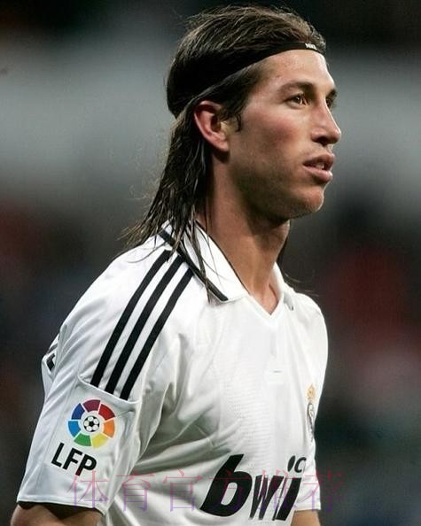 皇马：拉莫斯选择93号纪念改变历史时刻 祝好运